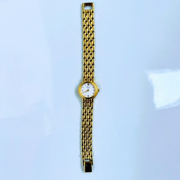 Vintage Caravelle by Bulova Watch 14K Excellent Condition